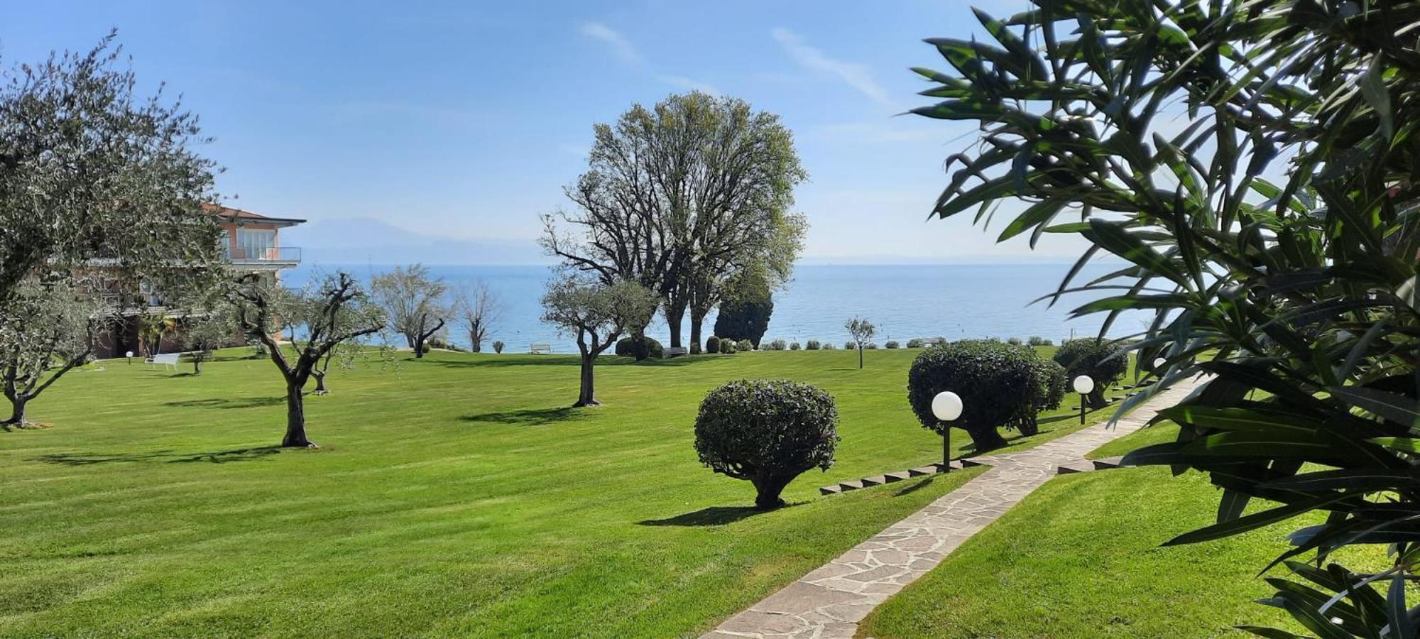 Hotel Florence Manerba del Garda Bilik gambar