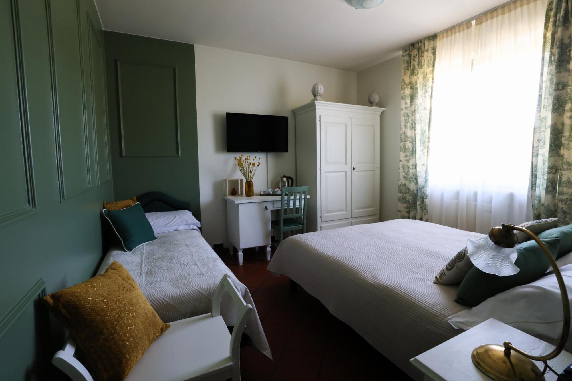 Hotel Florence Manerba del Garda Luaran gambar