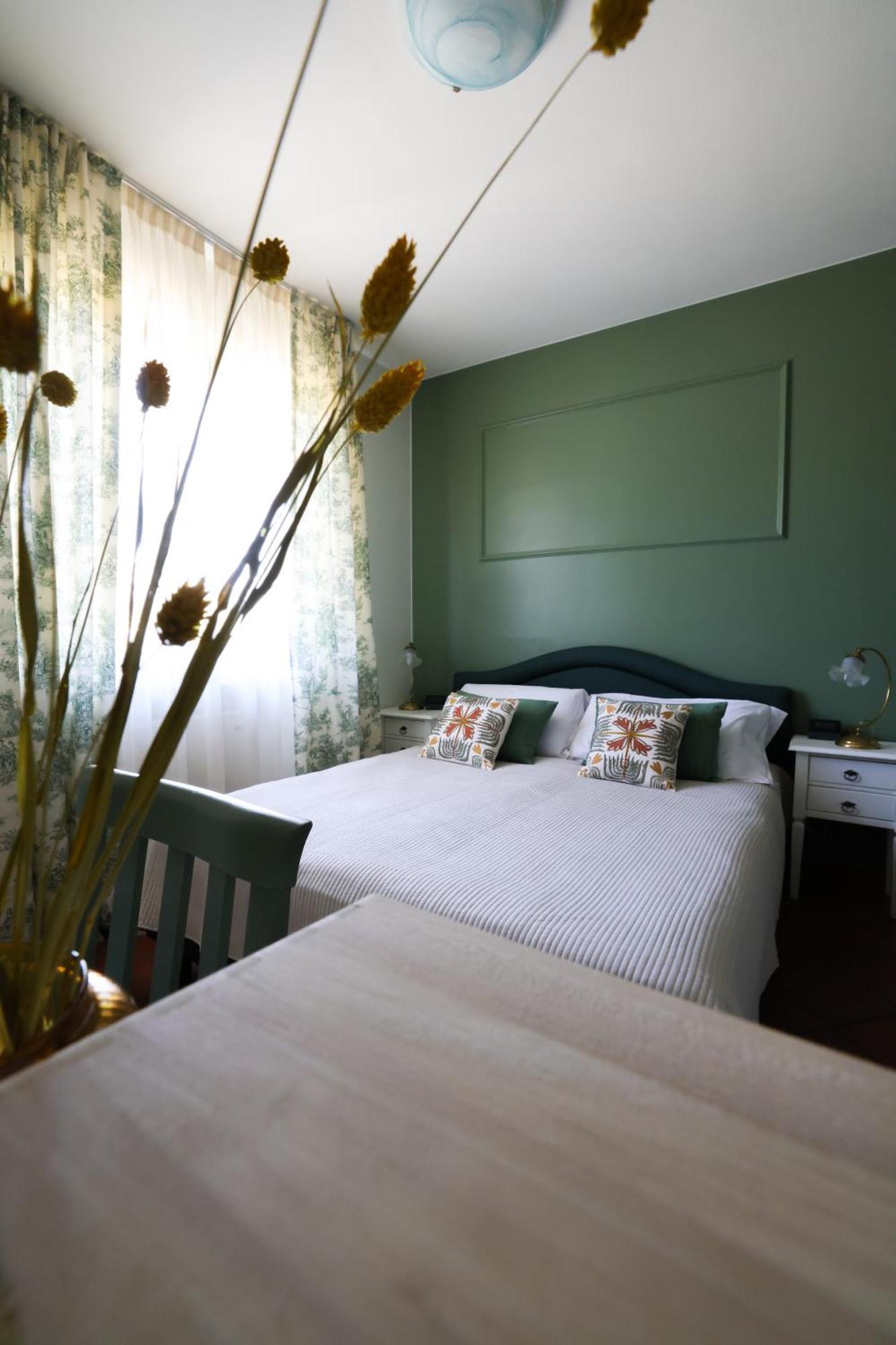 Hotel Florence Manerba del Garda Luaran gambar