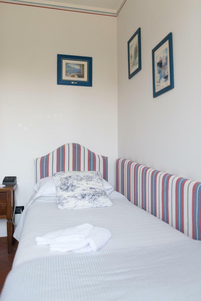 Hotel Florence Manerba del Garda Luaran gambar